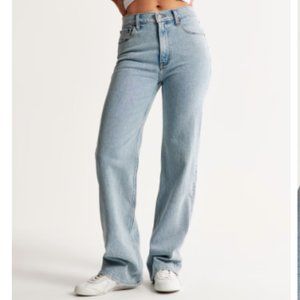 Abercrombie & Fitch High Rise 90s Relaxed Jean